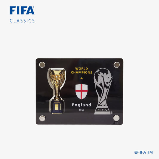 WORLD CHAMPION TROPHY REPLICA ENGLAND