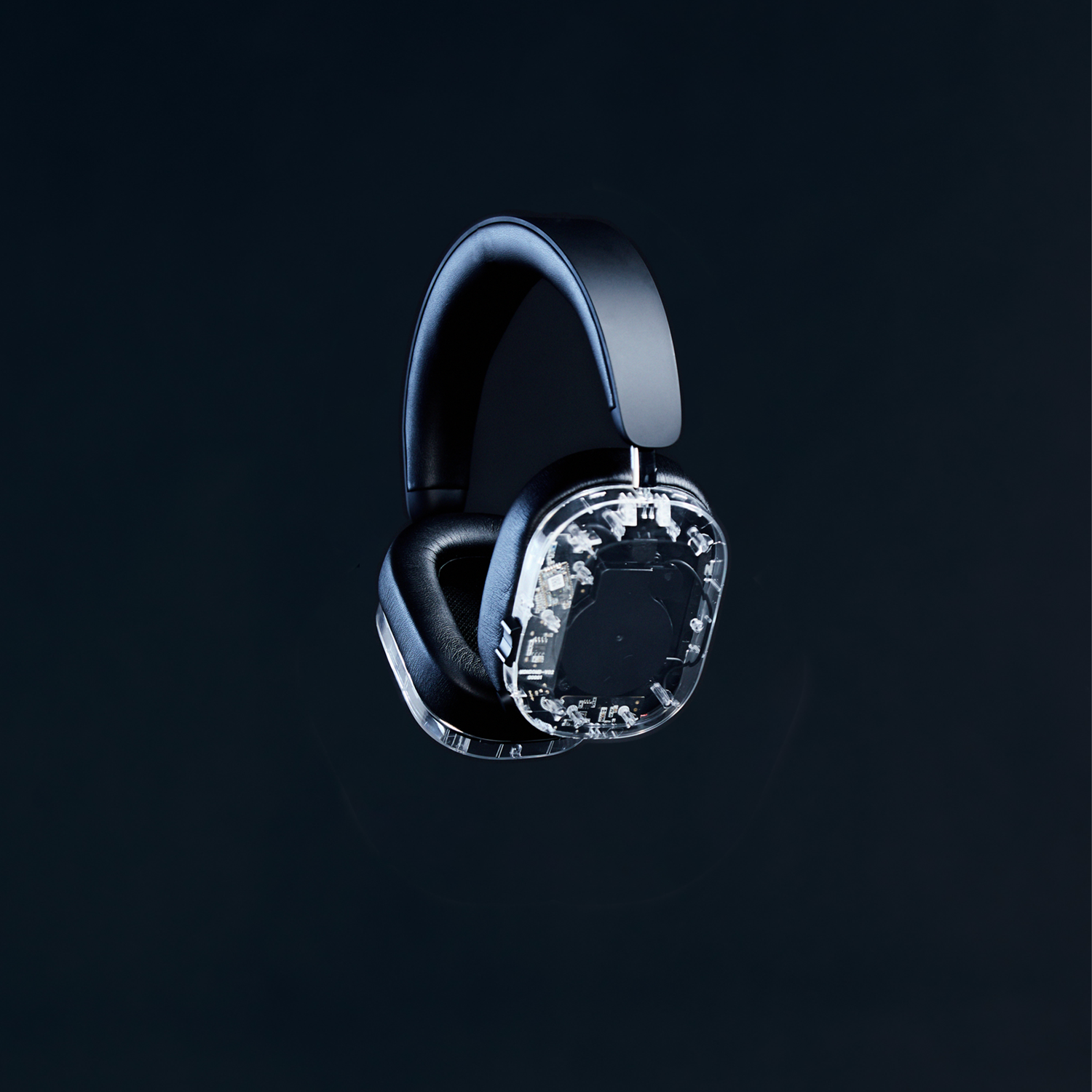 Mondo by Defunc Headphone - Over-Ear - Transparent – Q-Live Mondo by Defunc Headphone - Over-Ear - Transparent – Q-Live